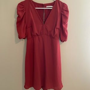 Abercrombie Open Back Ruched Sleeve Dress